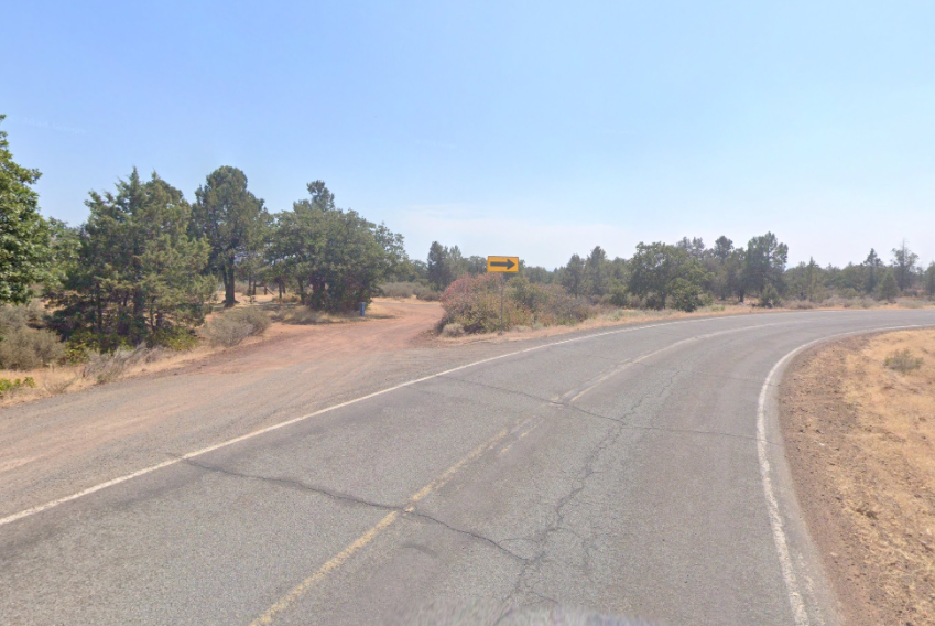 California, Lassen County, 20 Acres Pittville Bench S1/2 of S1/2 & N1/2 of S1/2 of SW1/4 of NE1/4 section 10, T37N, R6E, MDBM. SMALL CABIN. TERMS $841/Month