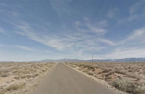 New Mexico, Valencia County, 0.25 Acre Rio Del Oro, Lot 16. TERMS $52/Month