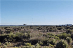 Oregon, Lake County, 20.00 Acres Christmas Valley Townsite E1/2 of the NW1/4 of the NE1/4 of Section 25, Range 18E, T25S. TERMS $491/Month