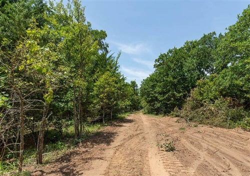 Oklahoma, McIntosh County, 2.74 Acre Timber Ridge, Lot 53. TERMS $190/Month