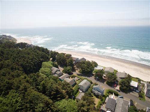 Sea Base Oregon Beach House - 1 Month Rental Deposit