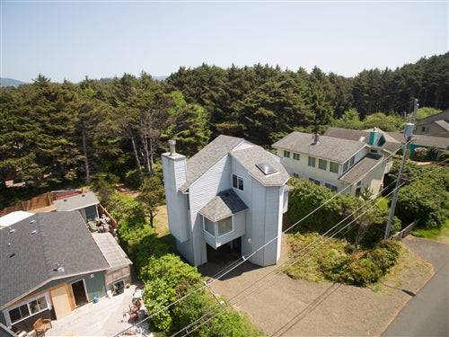 Sea Base Oregon Beach House - 1 Month Rental Deposit